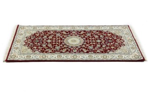 Red Floral 2'5X4'9 Indo-Nain Oriental Rug