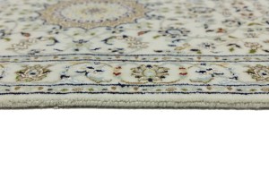 Cream Floral 2'7X8'4 Indo-Nain Oriental Runner Rug