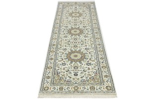 Cream Floral 2'7X8'4 Indo-Nain Oriental Runner Rug
