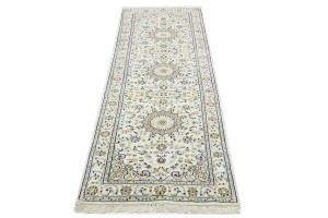 Cream Floral 2'7X8'4 Indo-Nain Oriental Runner Rug