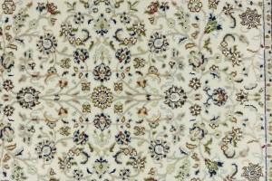 Cream Floral 3X7 Indo-Nain Oriental Rug