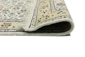 Cream Floral 3X7 Indo-Nain Oriental Rug