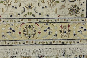 Cream Floral 3X7 Indo-Nain Oriental Rug