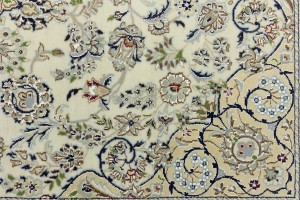 Cream Floral 6X12 Indo-Nain Oriental Rug