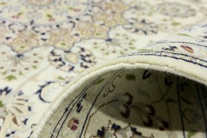 Cream Floral 6X12 Indo-Nain Oriental Rug