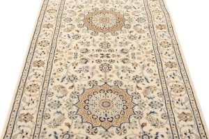 Cream Floral 3X18 Indo-Nain Oriental Runner Rug
