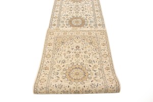 Cream Floral 3X18 Indo-Nain Oriental Runner Rug