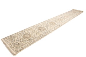 Cream Floral 3X18 Indo-Nain Oriental Runner Rug