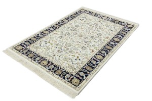 Cream Floral 4X6 Indo-Nain Oriental Rug