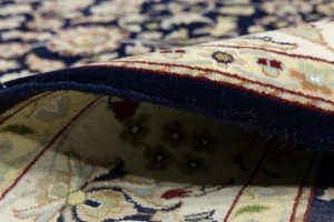 Dark Navy Floral 5'5X8 Indo-Nain Oriental Rug