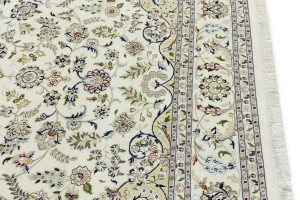 Cream Floral 9X12 Indo-Nain Oriental Rug
