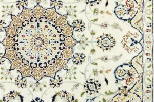 Cream Floral 4X4 Indo-Nain Oriental Square Rug