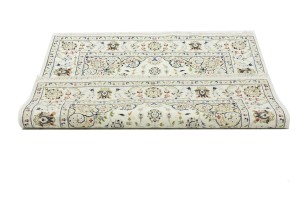 Cream Floral 4X4 Indo-Nain Oriental Square Rug