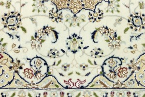 Cream Floral 4X4 Indo-Nain Oriental Square Rug