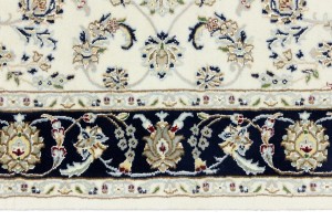 Cream Floral 4X6 Indo-Nain Oriental Rug