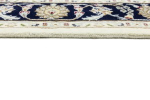 Cream Floral 4X6 Indo-Nain Oriental Rug