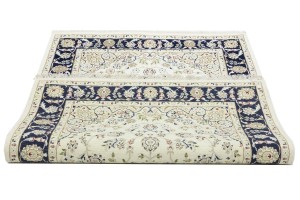 Cream Floral 4X6 Indo-Nain Oriental Rug