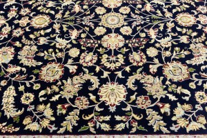 Dark Navy Floral 10X14 Indo-Nain Oriental Rug