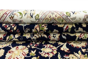 Dark Navy Floral 10X14 Indo-Nain Oriental Rug