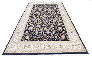 Dark Navy Floral 10X14 Indo-Nain Oriental Rug