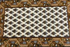 Cream Floral 2X3 Indo Botemir Oriental Rug