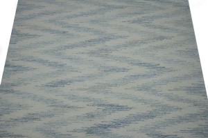 Blue & Cream Hand-Tufted 5X8 Modern Rug