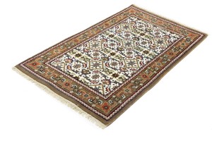 Cream Floral Tribal 3X5 Indo-Bidjar Oriental Rug