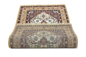 Cream Floral Tribal 3X5'6 Indo-Bidjar Oriental Rug