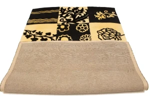 Cream & Black Floral 5X8 Hand-Tufted Modern Rug