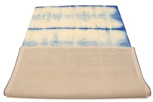 Cream & Blue Tie-Dye 5X8 Hand-Tufted Modern Rug