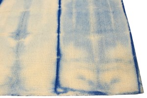 Cream & Blue Tie-Dye 5X8 Hand-Tufted Modern Rug