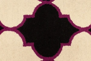 Fuchsia & Black Trellis 5X8 Hand-Tufted Modern Rug
