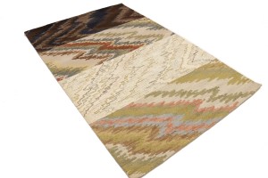Multicolored Abstract 5X8 Hand-Tufted Modern Rug
