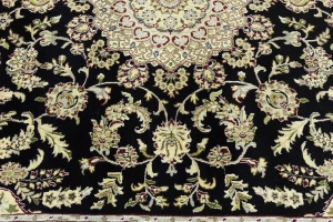 Black Floral 8X10 Indo-Nain Oriental Rug