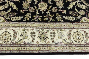 Black Floral 8X10 Indo-Nain Oriental Rug