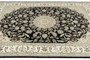 Black Floral 8X10 Indo-Nain Oriental Rug