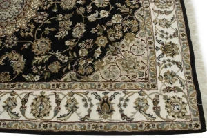 Black Floral 3'5X5'5 Indo-Nain Oriental Rug