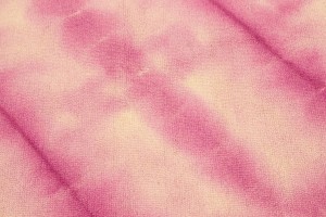 Fuchsia Tie-Dye 5X8 Hand-Tufted Modern Rug