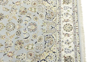 Light Blue-gray Floral 7X10 Indo-Nain Oriental Rug