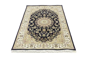 Dark Navy Floral 4X6 Indo-Nain Oriental Rug