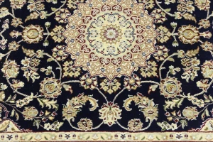 Dark Navy Floral 4X6 Indo-Nain Oriental Rug