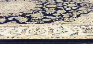 Dark Navy Floral 4X6 Indo-Nain Oriental Rug