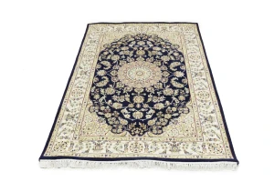 Dark Navy Floral 4X6 Indo-Nain Oriental Rug