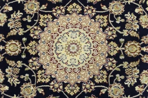 Dark Navy Floral 4X6 Indo-Nain Oriental Rug