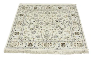 Cream Floral 4X4 Indo-Nain Oriental Square Rug