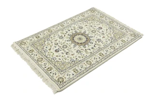 Cream Floral 3X4 Indo-Nain Oriental Rug