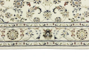 Cream Floral 4X6 Indo-Nain Oriental Rug