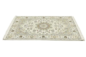 Cream Floral 4X6 Indo-Nain Oriental Rug