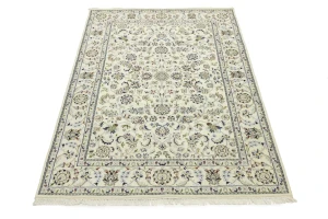 Cream Floral 5'5X7'9 Indo-Nain Oriental Rug