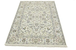 Cream Floral 5'5X7'9 Indo-Nain Oriental Rug